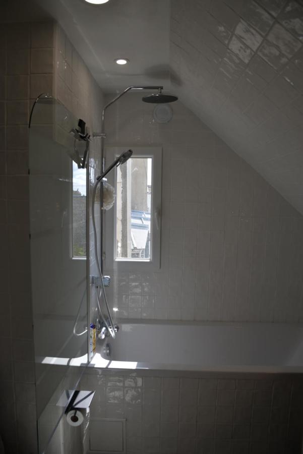Martyrs Apartment ปารีส ภายนอก รูปภาพ